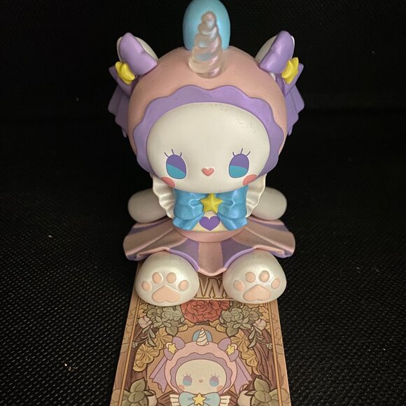Emma- Taro Mousse - Picture 1 of 2
